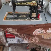 چرخ خیاطی اصل و میز محکم