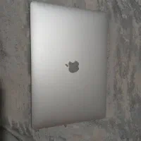 MacBook Pro 13inch 2020 256GB  Touch Bar M1