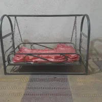 گهواره فلزی محکم