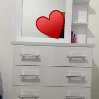 دراور و میز آرایشی