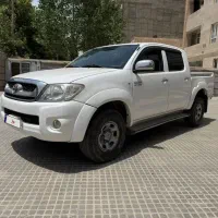 هایلوکس ۲۰۱۱