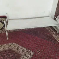 تخت خواب یکنفره ، فرش کناره ، تاب بچه ها
