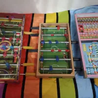 دو عدد فوتبال دستی ‌و سه بازی در یک باکس