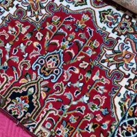 فرش کناره قرمز طرح هریس ماشینی