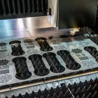 خدمات برش سی آن سی لیزر فلزات|خدمات پیشه و مهارت|تهران, سوهانک|دیوار