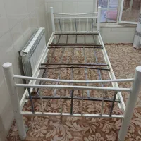 تخت فلزی یکنفره