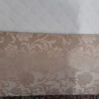 پشتی کرم رنگ