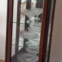 بوفه چوب محکم وسنگین