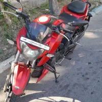 موتورسیکلت آپاچی ۲۰۰ قرمزمات