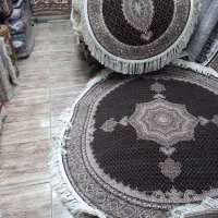 فرش‌ماهی دایره ۱۲۰۰شانه سلطان سرمه ایی۱۵۰×۱۵۰|فرش|تبریز, |دیوار
