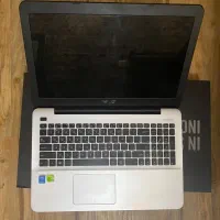 لبتاپ ایسوز با وسایل