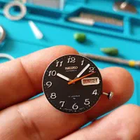 ساعت قدیمی و ساعت سازی