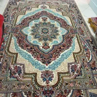 فرش نو ۲در۳سالم ۲۷۰۰۰۰۰تومان
