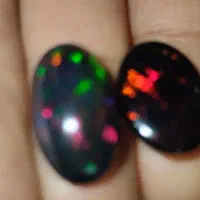 نگین جواهری اوپال