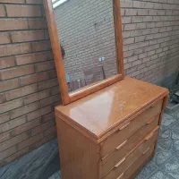 میز و کنسول