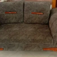 یک سرویس مبل ۷نفر کار کرده ولی تمیز