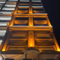 آپارتمان نوساز مدرن ۱۴۰ متری بلوار دریا