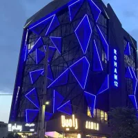 آپارتمان ۱۶۰ متری ناهارخوران