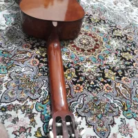 گیتار همراه با کاپو وپایه گیتار|گیتار، بیس، امپلیفایر|نکا, |دیوار