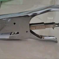 دستگاه منگنه