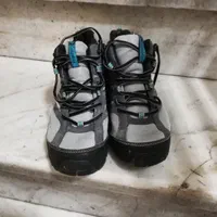 کفش کوهنوردی کلمبیا اصل سایز 38