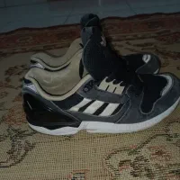 دوتا گوشی دارم یه zx8000 برزنتی اورجینال|موبایل|کهریزک, |دیوار