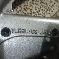 رینگو لاستیک موتور سیکلت.  و کمک فنر|قطعات یدکی و لوازم جانبی|رشت, پیرکلاچای|دیوار