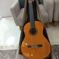 گیتار یاماها c70