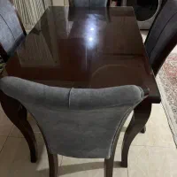 یک دست مبل ومیزنهارخوری چهارنفره بسیارتمیز|مبلمان خانگی و میز عسلی|رشت, رشتیان|دیوار