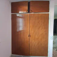 کمد دیواری و درب چوبی