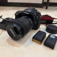 دوربین canon 80d به همراه لنز ۱۸.۱۳۵ و باطری اضافه|دوربین عکاسی و فیلم‌برداری|تهران, بلوار کشاورز|دیوار