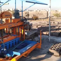 کارگر بلوک زنی