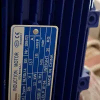 فروش یک دستگاه آسانسور