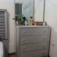 سرویس خواب|تخت و سرویس خواب|پرند, فاز ۴|دیوار