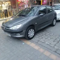 206 فرانسه کارمندی دو برگ سند کم کار