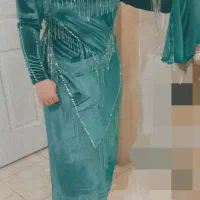 یک عدد لباس کار شده مزونی