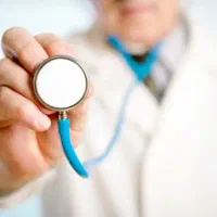 تحصیل پزشکی دندانپزشکی و داروسازی کدومو انتخاب کنم