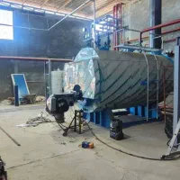 دیگ بخار به همراه پمــ پ طبـ بـ قا تی