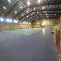 سالن سرپوشیده چند منظوره ورزشی