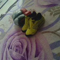 دستکش بوکس وکفش سالونی درحدنو|تجهیزات ورزشی|دورود, |دیوار