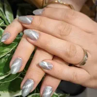 خدمات ناخن بابهترین متریال وکیفیت درشهرک ساحلی