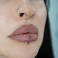 خدمات پیرسینگ حرفه ای|خدمات آرایشگری و زیبایی|رشت, توشیبا|دیوار