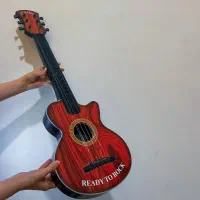 هلیکوپتر و گیتار اسباب بازی