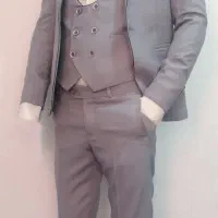 فروش یک دست کت و شلوار و ۲عدد تک کت