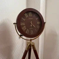 ساعت ایستاده چوبی