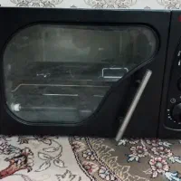 یک عدد توستر کوچک وپلوپز دیجیتالی