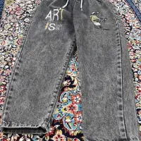 شلوار لی جین