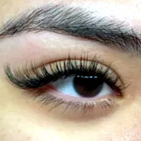 اکستنشن و کاشت مژه با ۳۰ درصد تخفیف