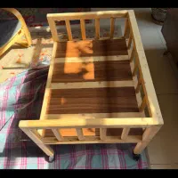 تخت کنار مادر|تخت و صندلی بچه|اصفهان, بوستان ناژوان|دیوار