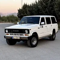 نیسان پاترول ۴درب ۶سیلندر مدل ۱۳۷۱
